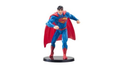 Superman je jeden z nejoblíběnějších hrdinů ze světa DC komiksů. Zdroj: reprofoto amazon.com