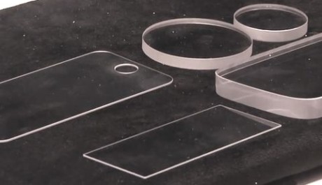 OBR.: Safírové sklo