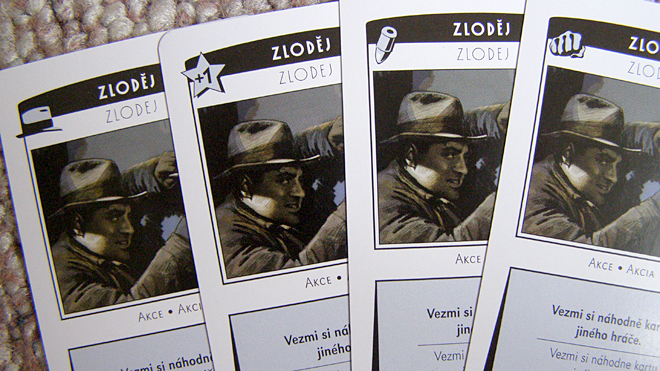 Vypadají skoro stejně, ale minimálně jeden rozdíl se najde