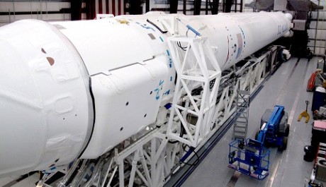 FOTO: Raketa Falcon 9 od firmy SpaceX