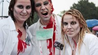 FOTO: Zombie Walk Prague 2013