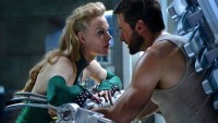 FOTO: Světlana Chodčenkova a Hugh Jackman ve filmu Wolverine