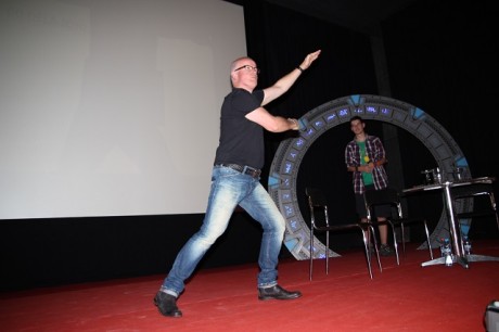 Gary Jones pózuje na Festivalu fantazie. Zdroj: Festival fantazie Roman Kresta