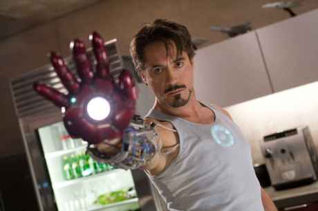 Robert Downey Jr. jako Tony Stark v prvním Iron Manovi. Zdroj: Paramount Pictures