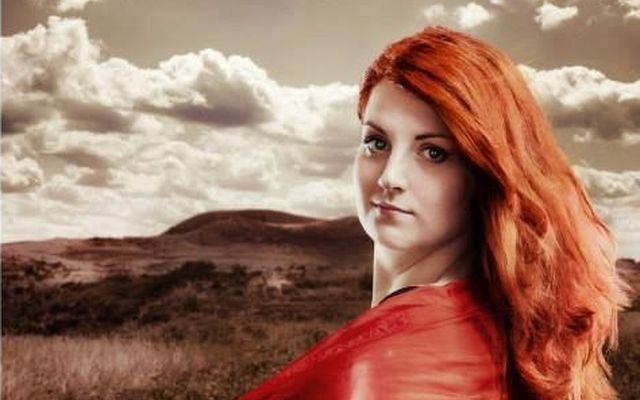 Dotek bouře bude Temné princezně Meredith velmi příjemný. Zdroj: výřez knižní obálky.