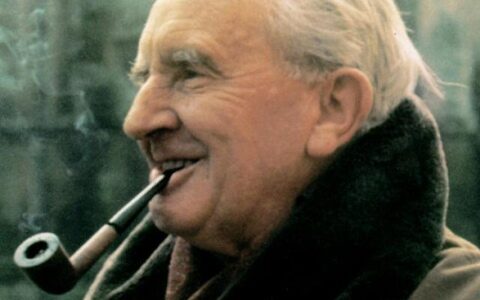 J. R. R. Tolkien (priorita)