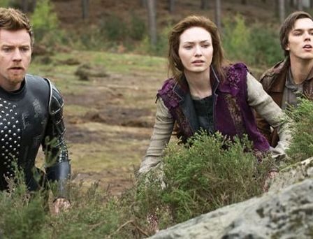 FOTO: Ewan McGregor, Eleanor Tomlinson a Nicholas Hoult ve filmu Jack a obři