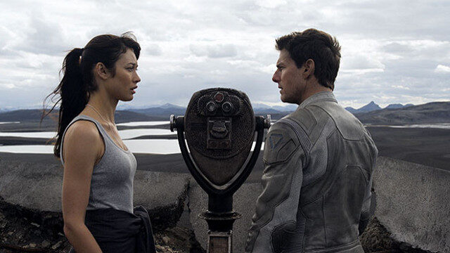 FOTO: Nevědomí - Olga Kurylenko a Tom Cruise