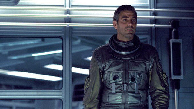 FOTO: Gravitace - George Clooney (2) - Warner Bros.