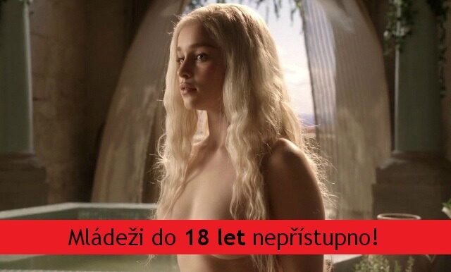 FOTO: Hra o trůny - Emilia Clarke - HBO