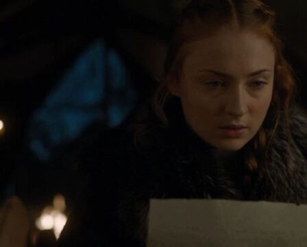 Sansa-Stark-pise-dopis-Hra-o-truny