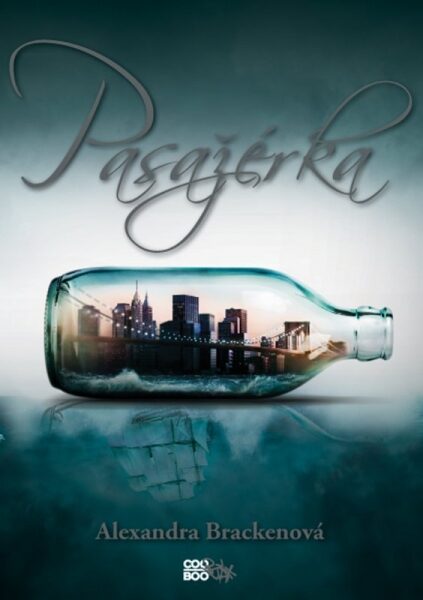 Alexandra Brackenová - Pasažérka