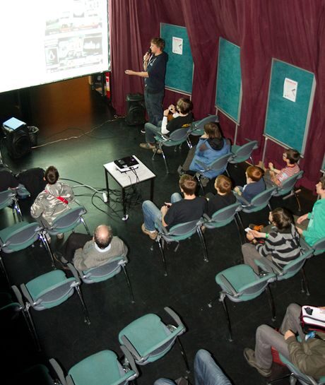 FOTO: Přednáška na FanCity 2011