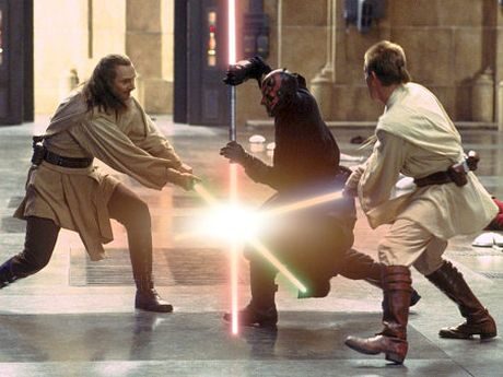 FOTO: Star Wars souboj světelných mečů v Epizodě I.