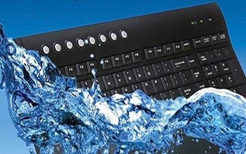 FOTO: Squeaky-Clean-Washable-Wireless-Keyboard