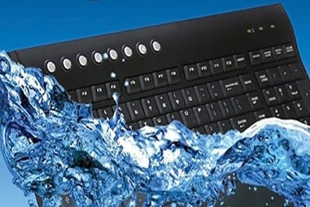 FOTO: Squeaky-Clean-Washable-Wireless-Keyboard